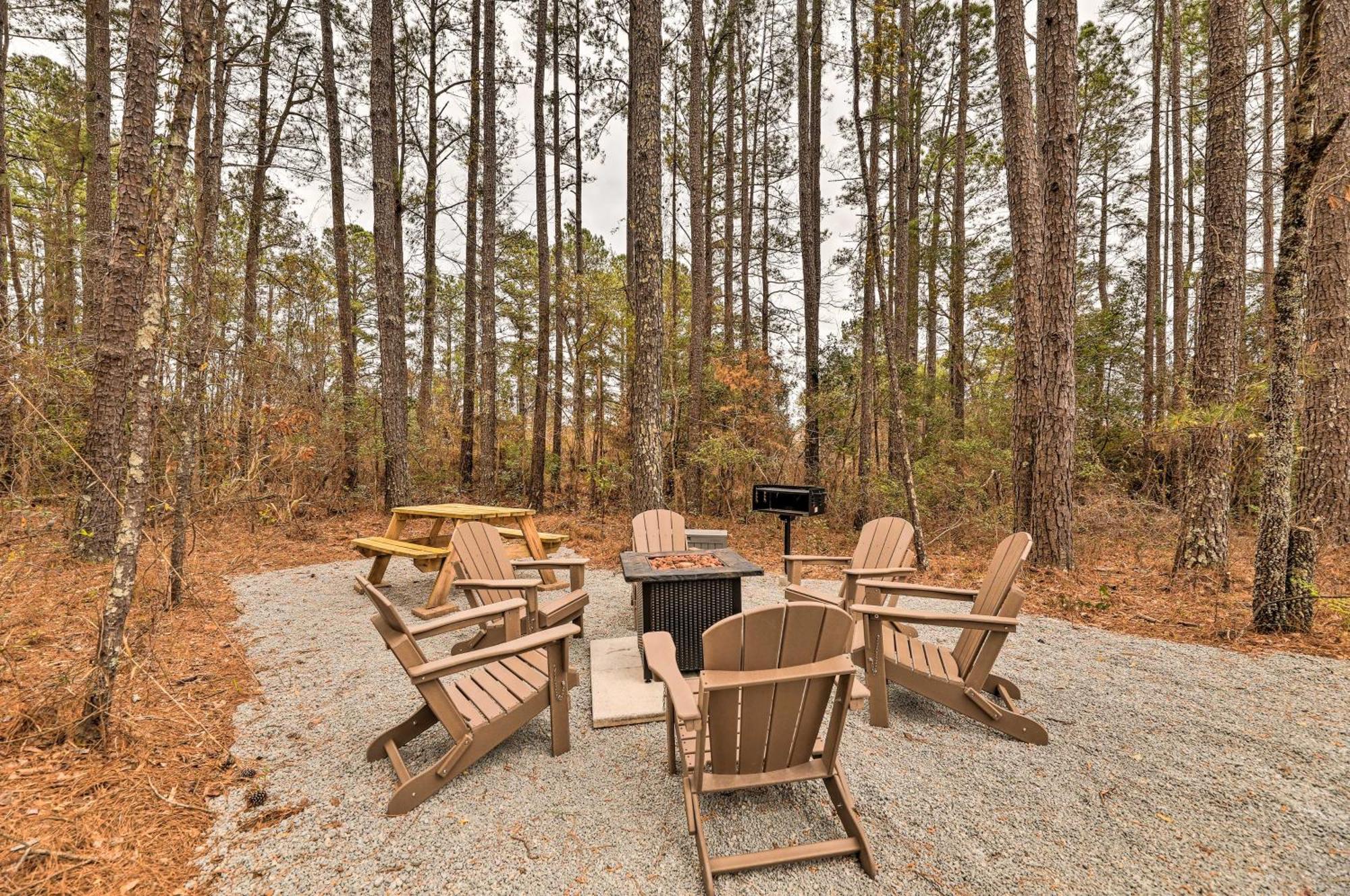 Beautiful New Bern Studio Cabin With Fire Pit! Eksteriør billede