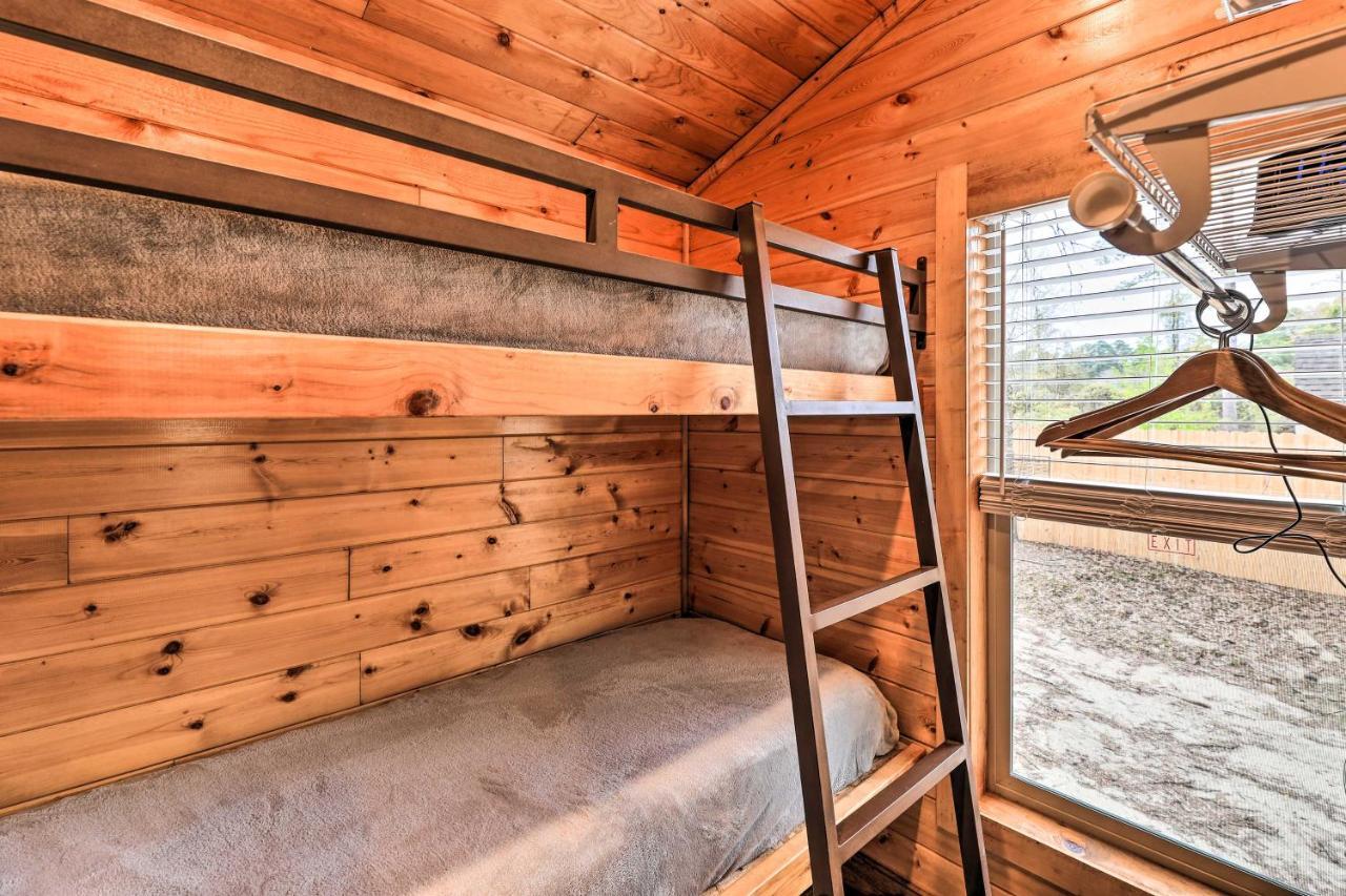 Beautiful New Bern Studio Cabin With Fire Pit! Eksteriør billede